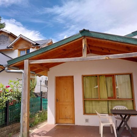 Hostel El Refugio Casa De Montana San Martín de los Andes Exterior foto